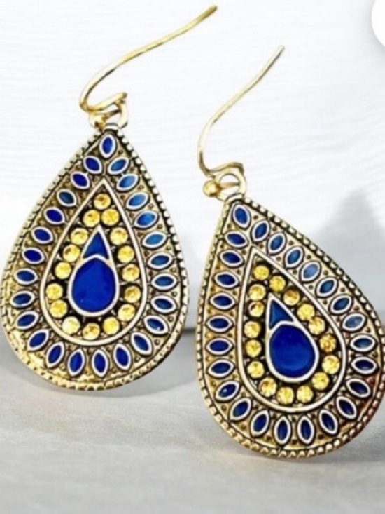 Jewelry - 🔴Cobalt Blue and Silver Boho Earrings.